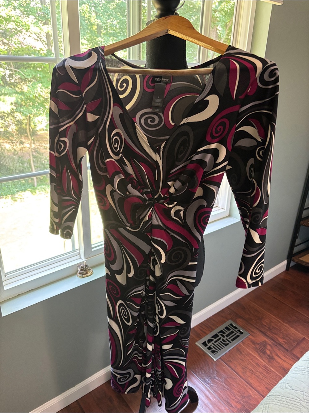 Bisou Bisou 3/4 sleeve Twist Front Wrap Dress in Black, Magenta and White